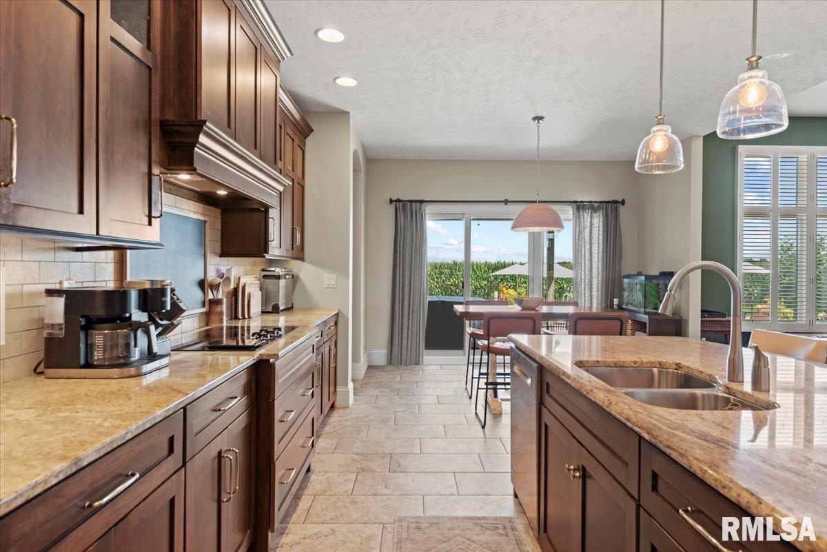 4609 Lynhurst Road Springfield, IL 62711 - Photo 17 of 84