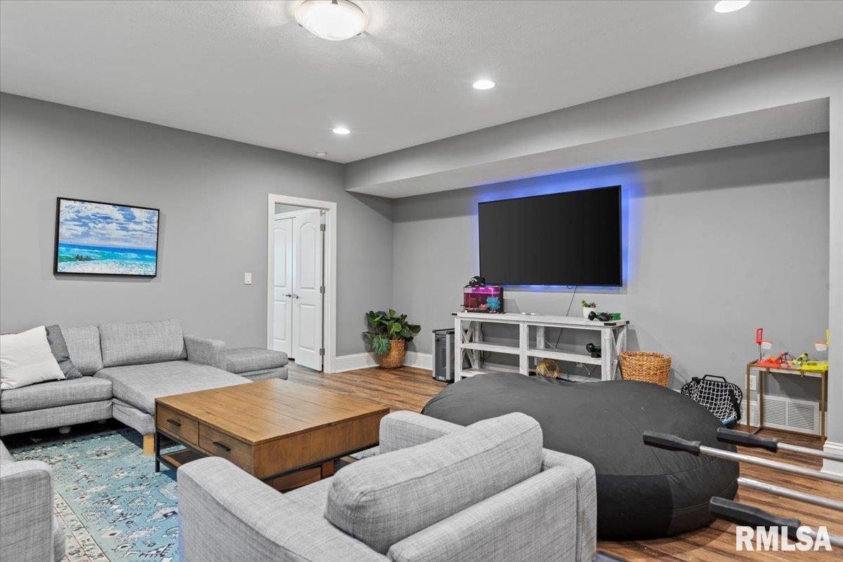 4609 Lynhurst Road Springfield, IL 62711 - Photo 48 of 84