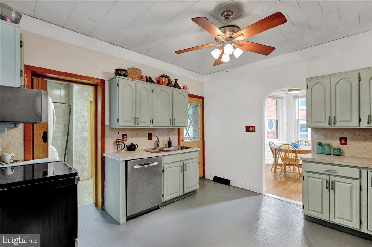 1374 Friedensburg Road Reading, PA 19606 - Photo 13 of 32 Gallery Image 13