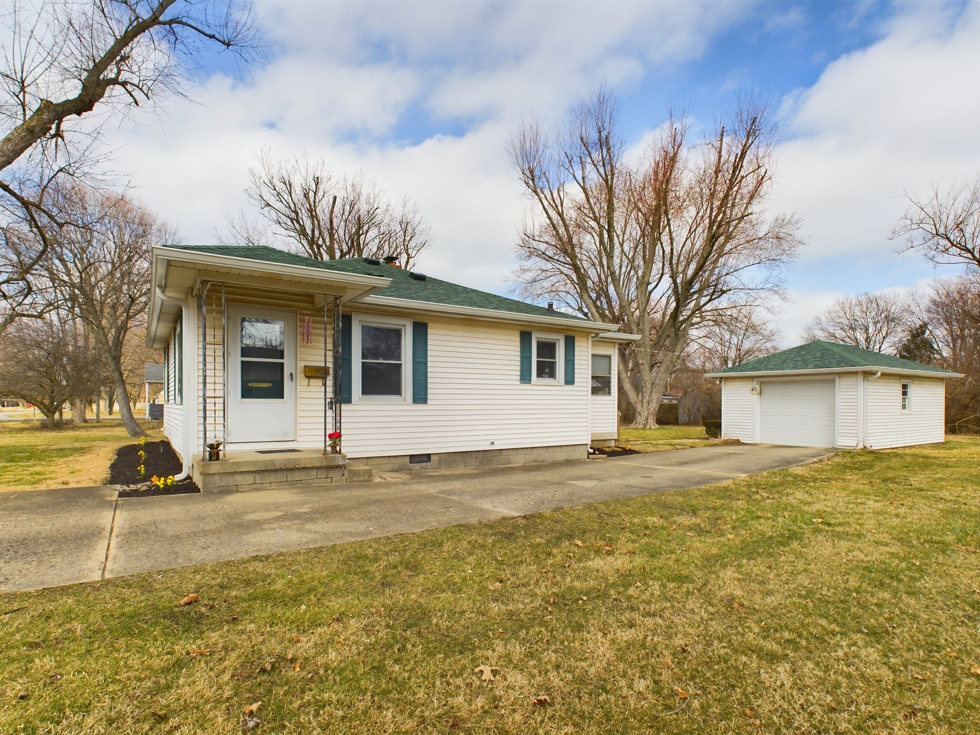 1818 Park Road Anderson, IN 46011 - Photo 1 of 18 Gallery Image 1