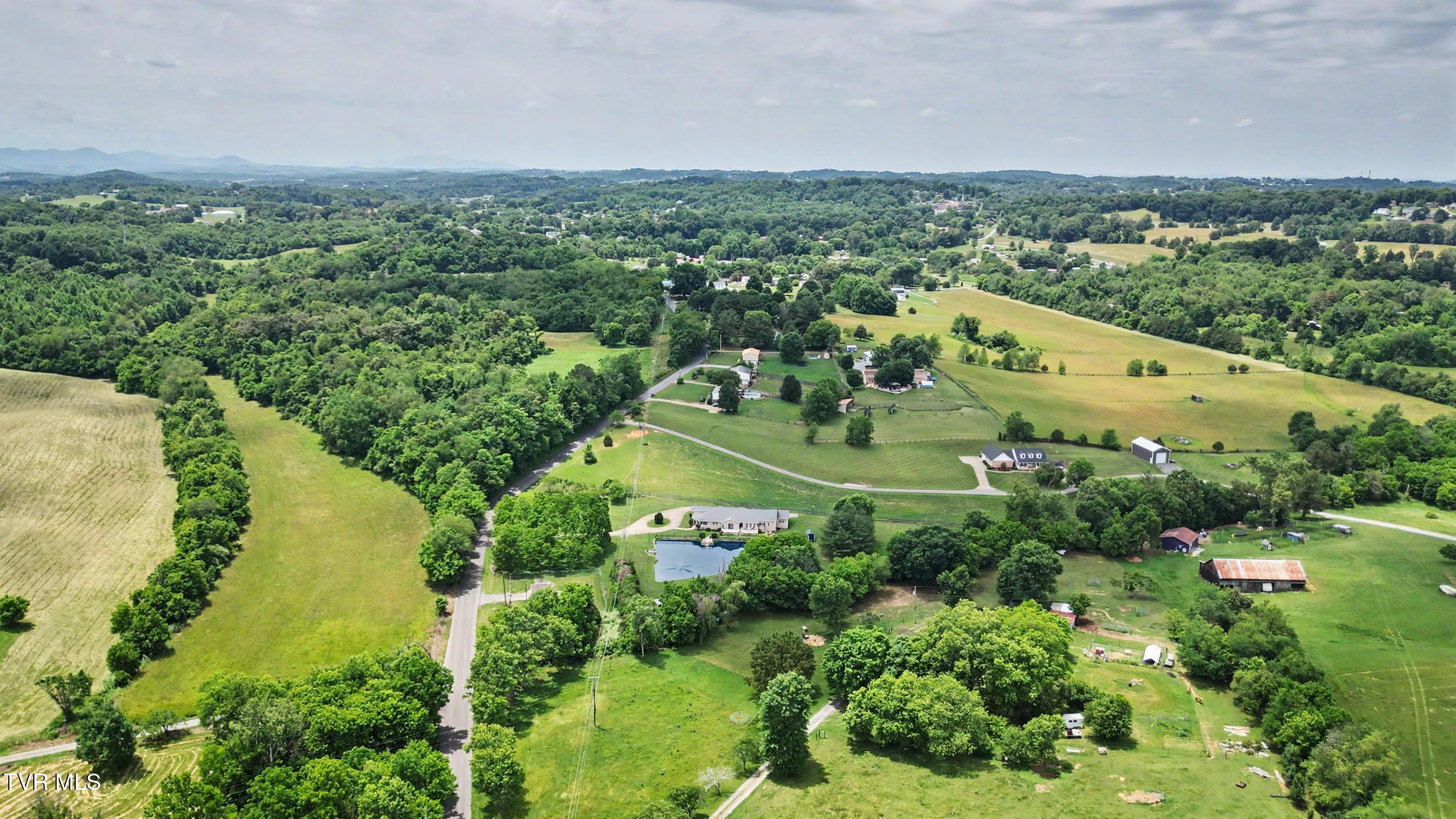1435 Holly Creek Road Greeneville, TN 37745 - Photo 68 of 71 63_dji_0388.png