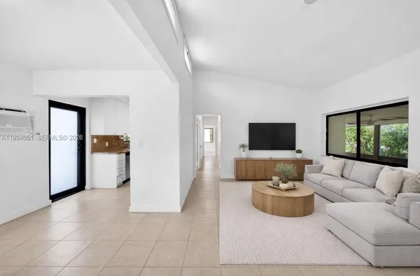 $3,500 | 3255 Southwest 60th Avenue, Miami, FL 33155