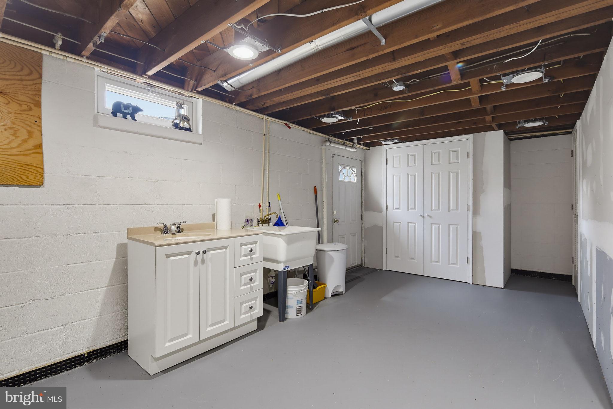 427 North Clear Ridge Road Union Bridge, MD 21791 - Photo 26 of 36 Gallery Image 26