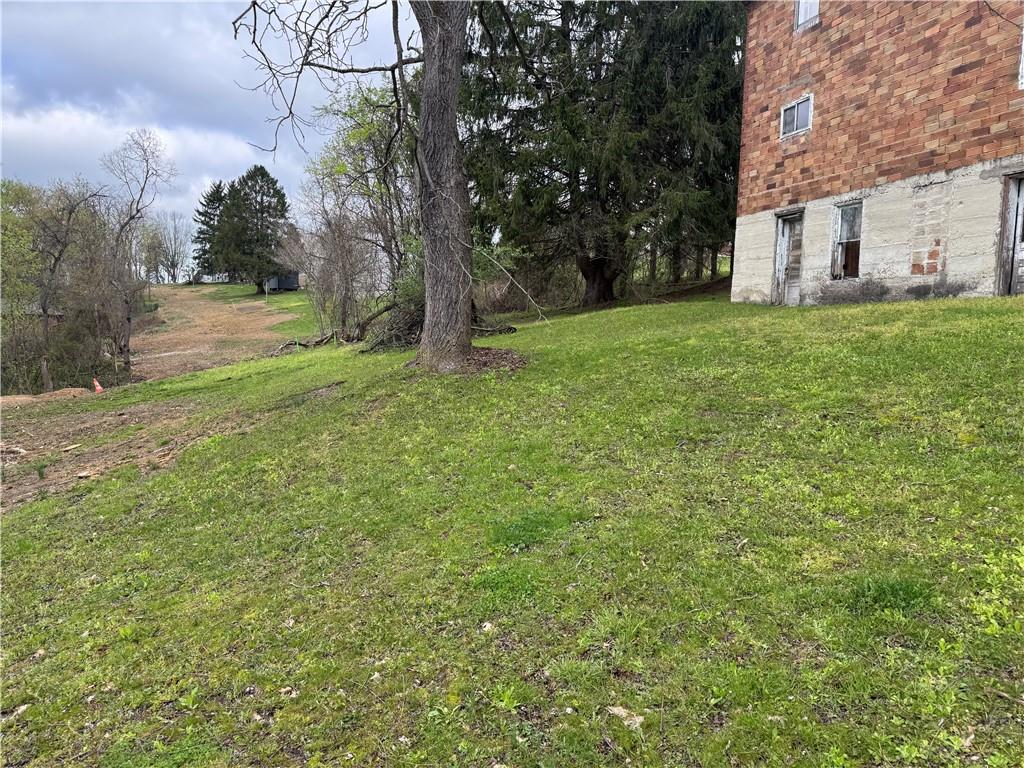 647 Filbert Heights Road New Salem, PA 15468 - Photo 6 of 10