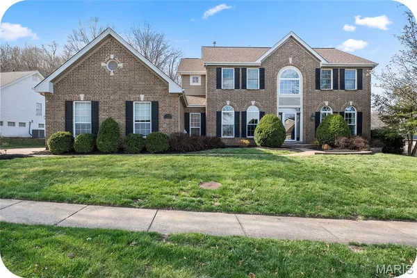 $600,000 | 15927 Forest Valley Drive, Ballwin, MO 63021