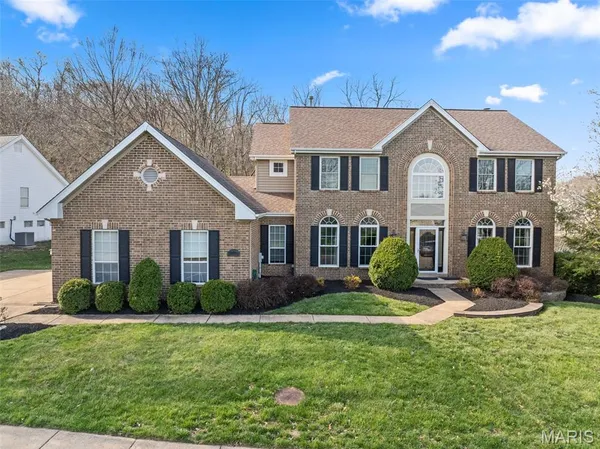 $600,000 | 15927 Forest Valley Drive, Ballwin, MO 63021