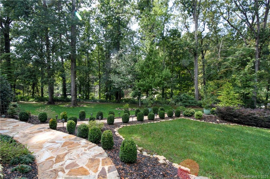 6301 Sharon Hills Road Charlotte, NC 28210 - Photo 3 of 48 Gallery Image 3