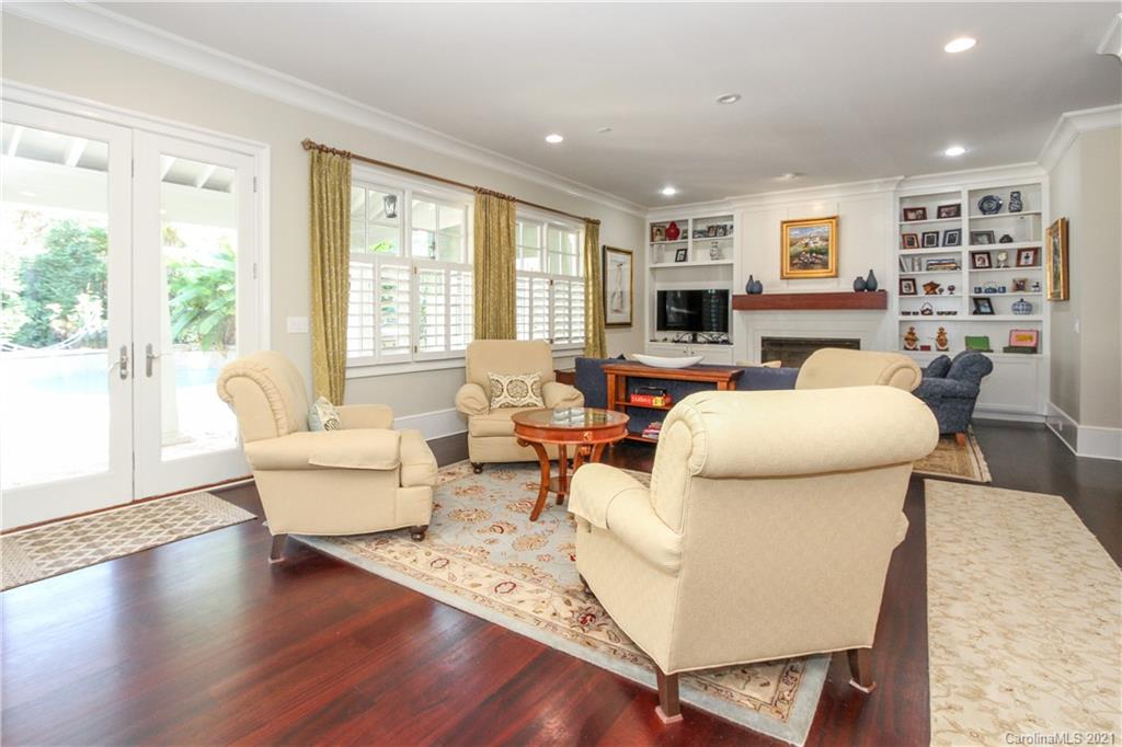 6301 Sharon Hills Road Charlotte, NC 28210 - Photo 9 of 48 Gallery Image 9