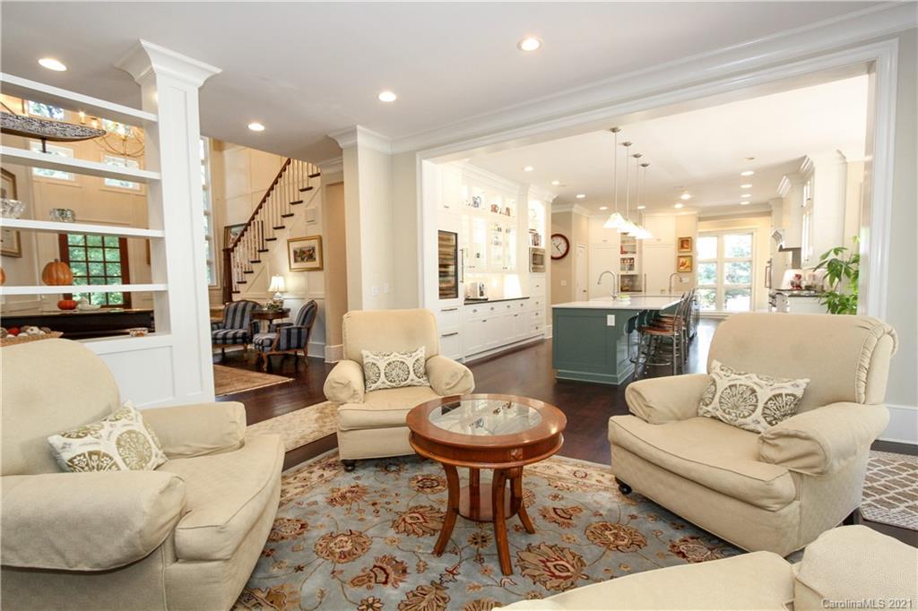 6301 Sharon Hills Road Charlotte, NC 28210 - Photo 10 of 48 Gallery Image 10