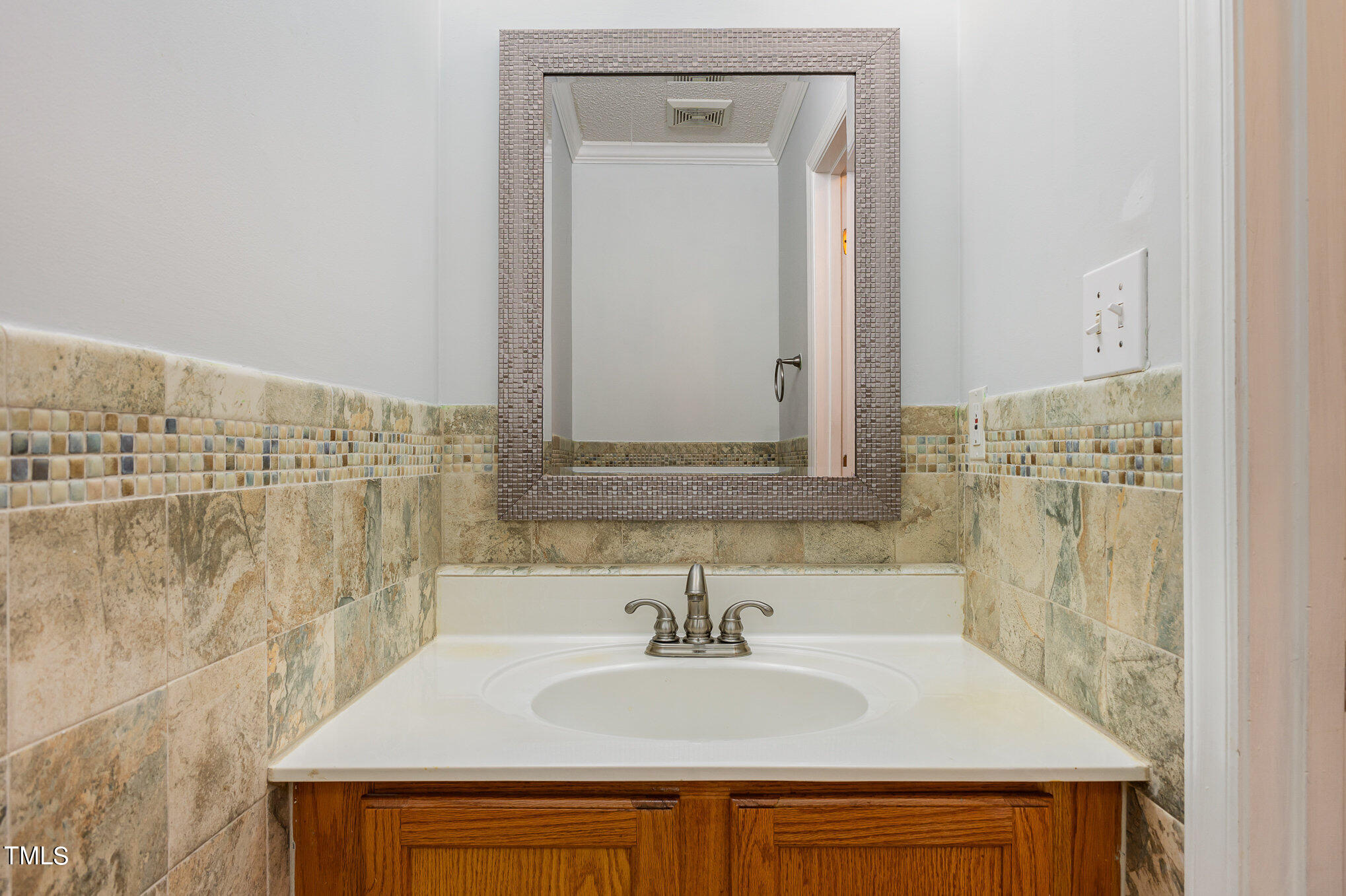 3208 Sandy Bluff Road Raleigh, NC 27616 - Photo 14 of 28 013_bc4a8690-edit