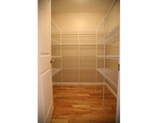252 Naismith Street Springfield, MA 01104 - Photo 7 of 16 Gallery Image 7