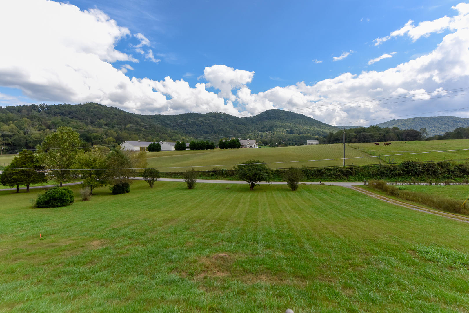 744 Dry Valley Road Townsend, TN 37882 - Photo 5 of 26 _DSC0437