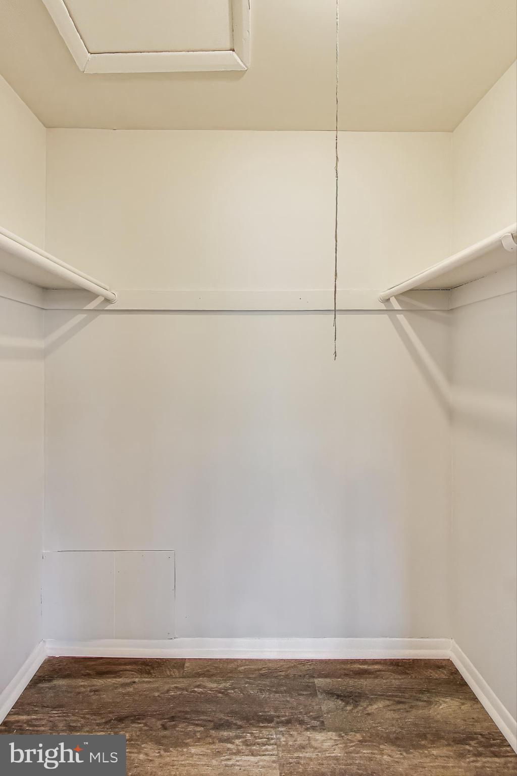 17520 Hoskinson Road Poolesville, MD 20837 - Photo 17 of 31 a view of a small space