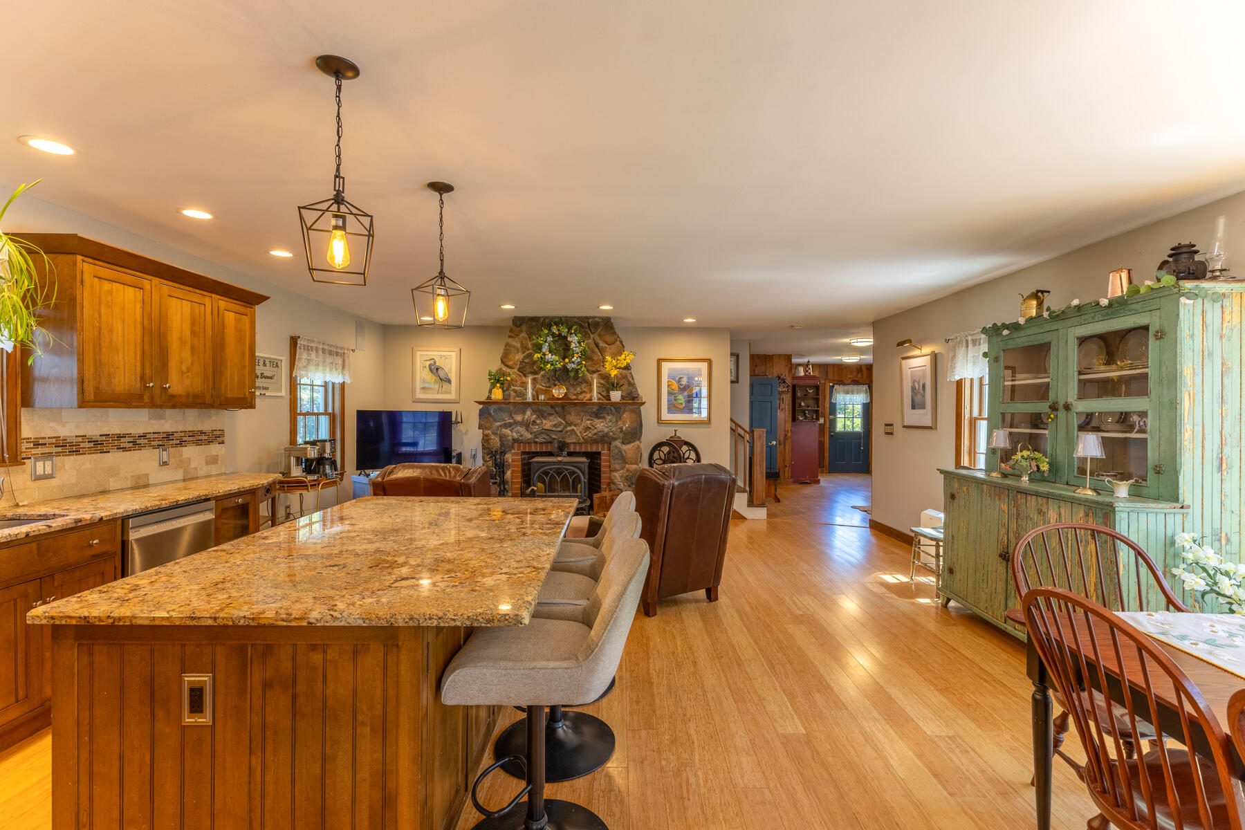 338 River Road Eliot, ME 03903 - Photo 9 of 66 38 LM-Photos-56