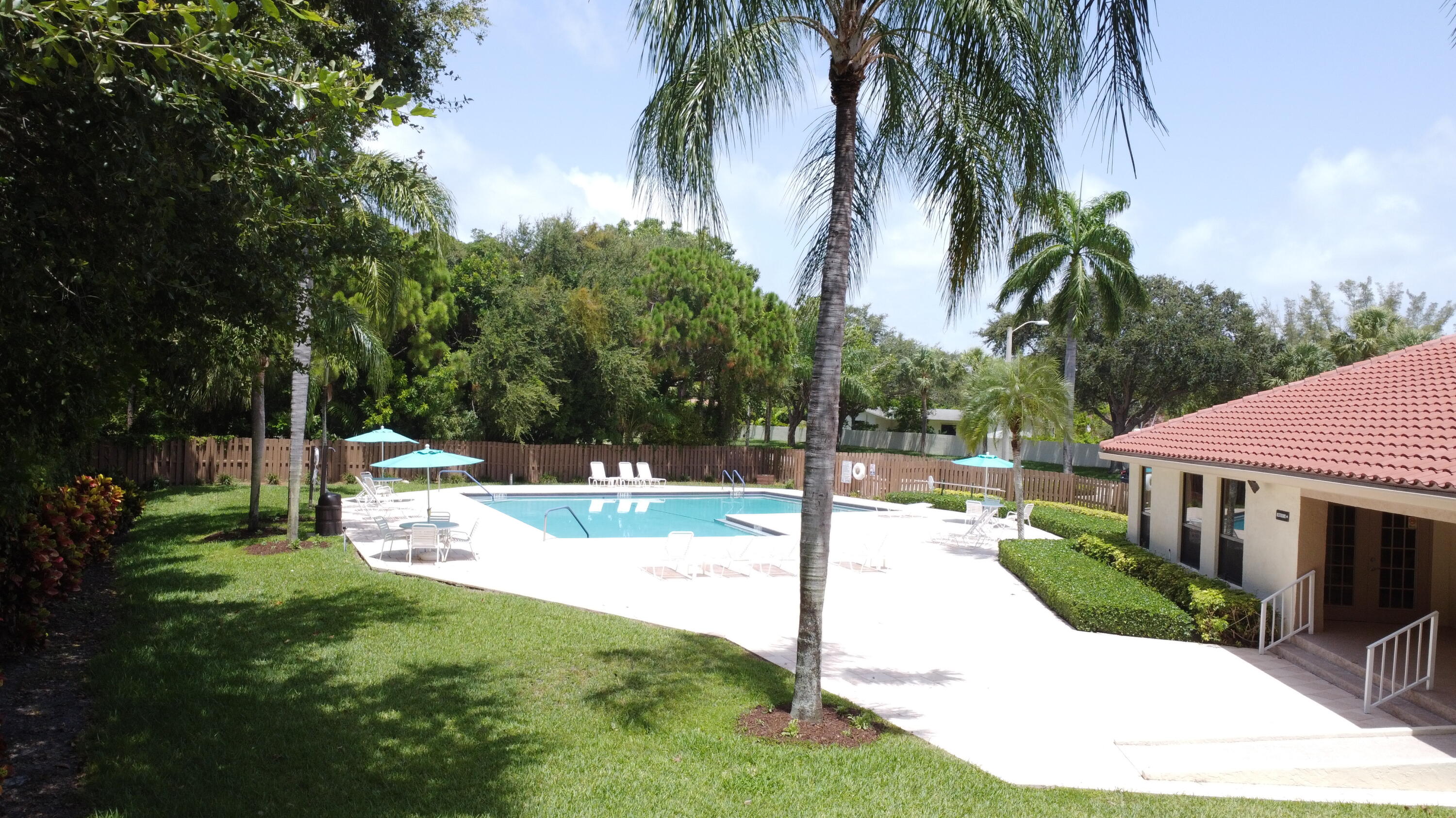 3375 Jaywood Terrace, Unit J103 Boca Raton, FL 33431 - Photo 29 of 32 POOL