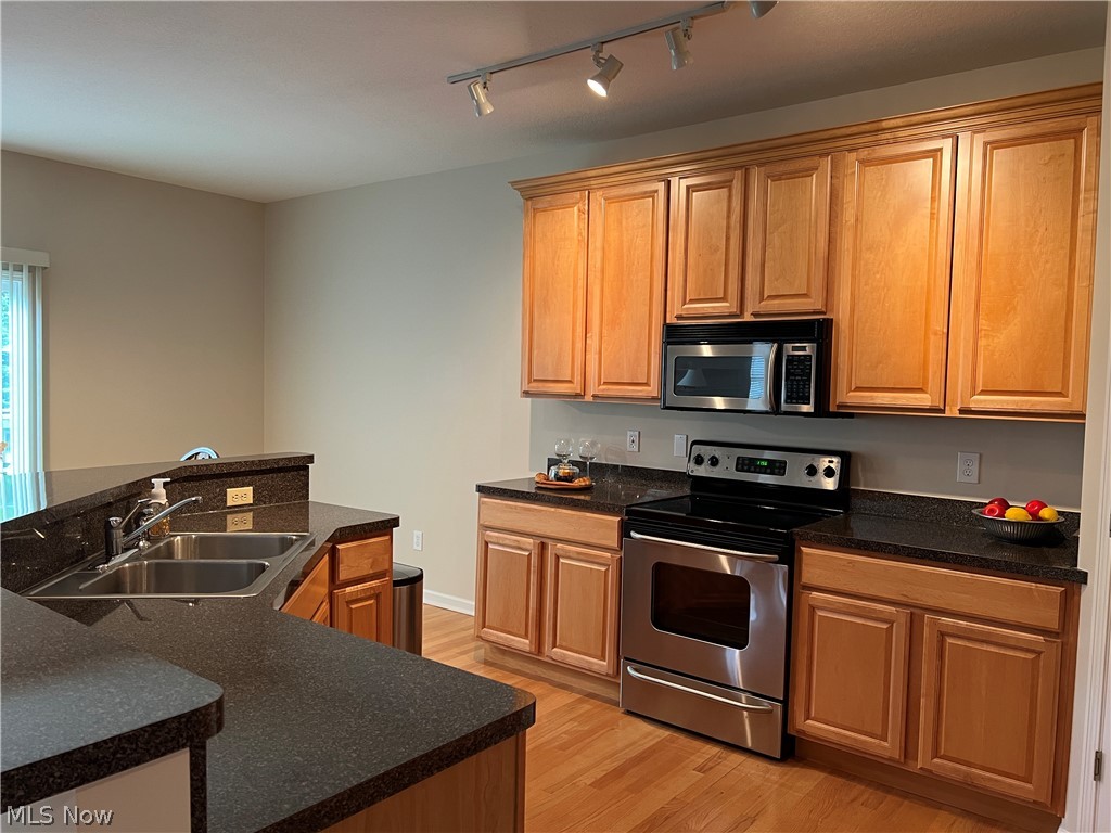 4367 Ridge Crest Drive Akron, OH 44321 - Photo 8 of 30 Gallery Image 8