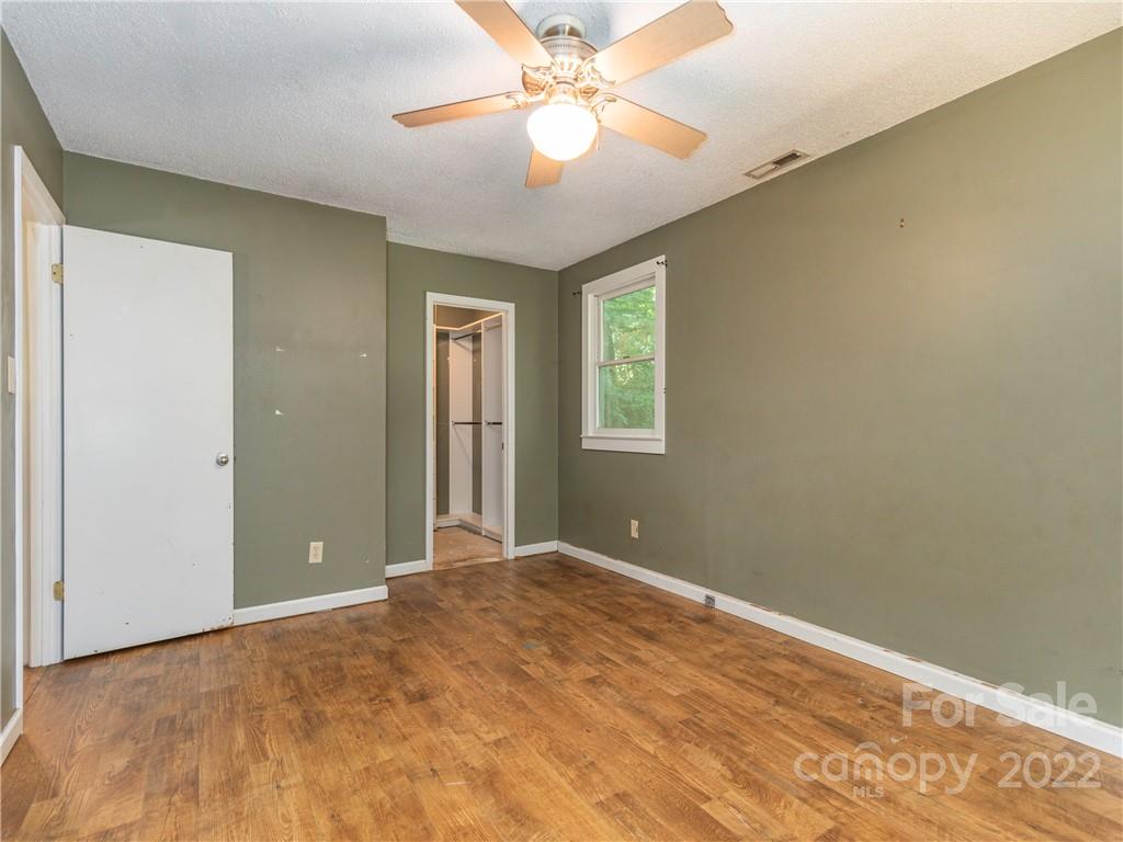 117 Avondale Ridge Road Asheville, NC 28803 - Photo 6 of 17 Gallery Image 6