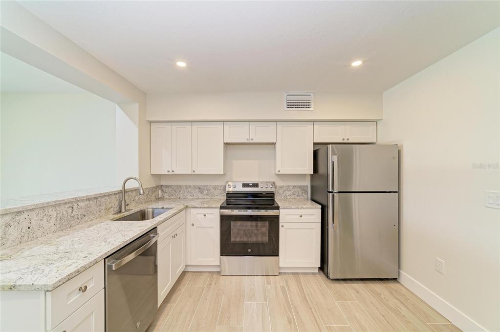 101 73rd Street, Unit 2 Holmes Beach, FL 34217 - Photo 22 of 54