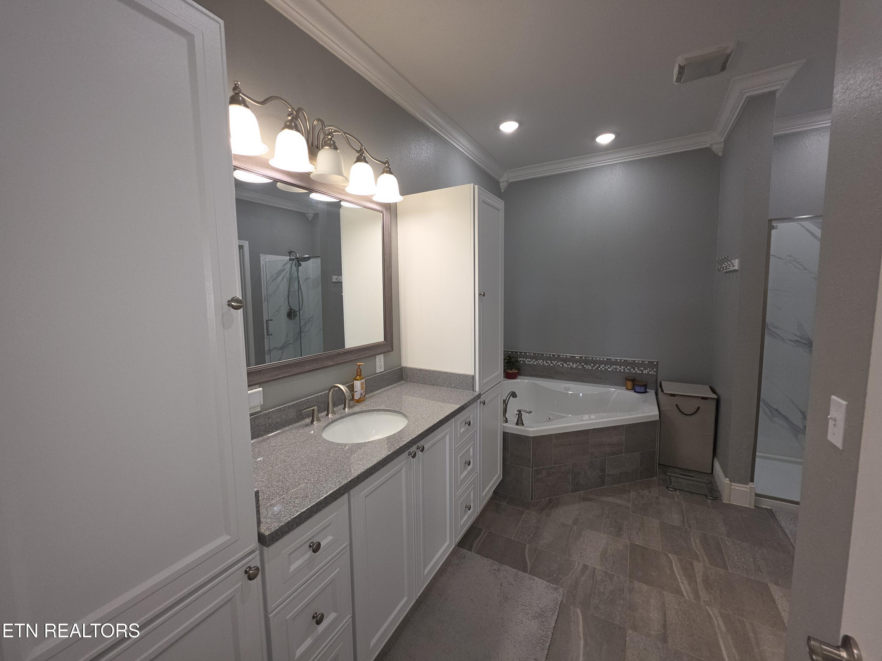 317 Oak Grove Road Harrogate, TN 37752 - Photo 22 of 51 20260810_161256