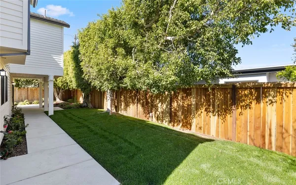 $12,800 | 2214 Holly Lane, Newport Beach, CA 92663