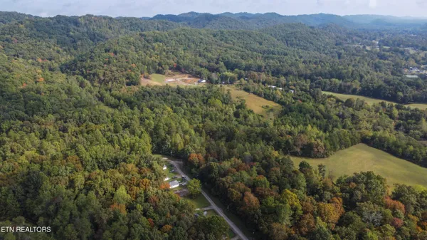 $2,000,000 | 110-145 Wenger Park Lane, Luttrell, TN 37779