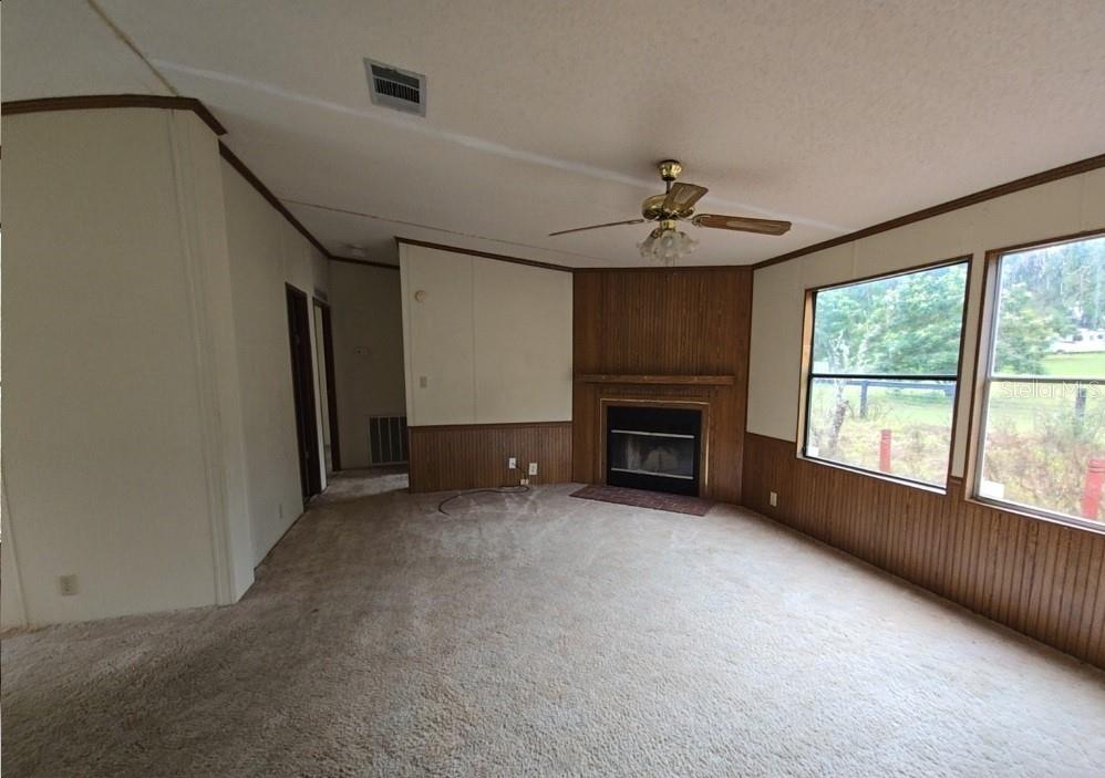 12906 Northwest 38th Avenue Reddick, FL 32686 - Photo 11 of 19