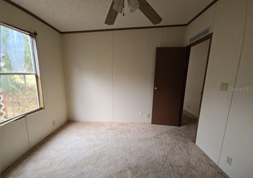 12906 Northwest 38th Avenue Reddick, FL 32686 - Photo 16 of 19