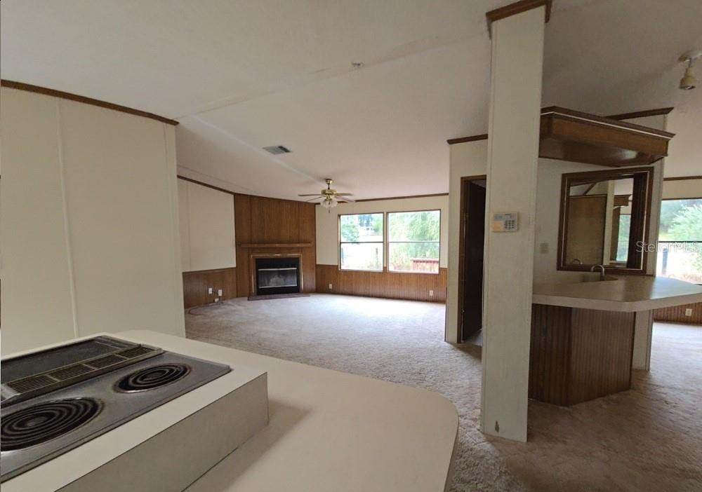 12906 Northwest 38th Avenue Reddick, FL 32686 - Photo 10 of 19