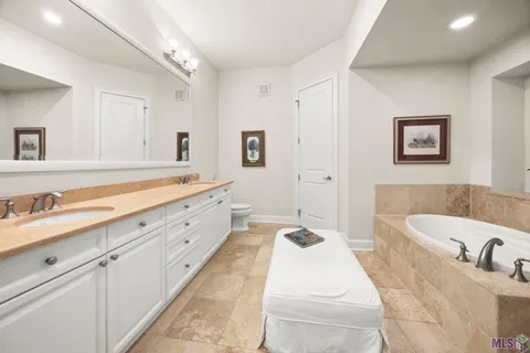 $455,000 | 998 Stanford Avenue, Unit 417, Baton Rouge, LA 70808