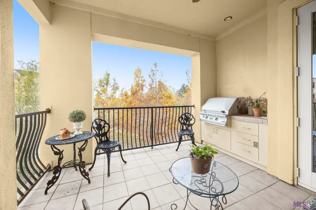 $455,000 | 998 Stanford Avenue, Unit 417, Baton Rouge, LA 70808