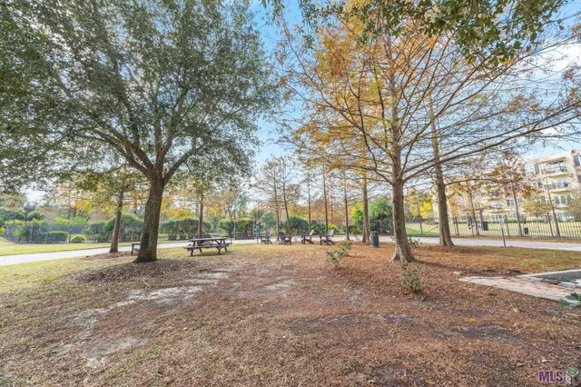 $455,000 | 998 Stanford Avenue, Unit 417, Baton Rouge, LA 70808