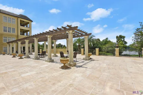 $455,000 | 998 Stanford Avenue, Unit 417, Baton Rouge, LA 70808