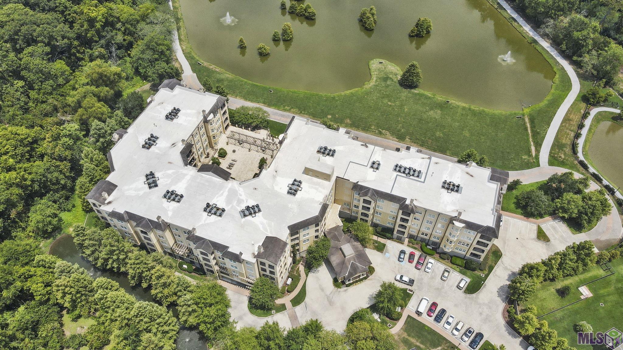 998 Stanford Avenue, Unit 417 Baton Rouge, LA 70808 - Photo 36 of 45 This Unit's Building