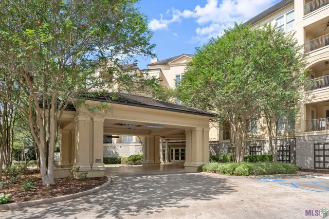 $455,000 | 998 Stanford Avenue, Unit 417, Baton Rouge, LA 70808