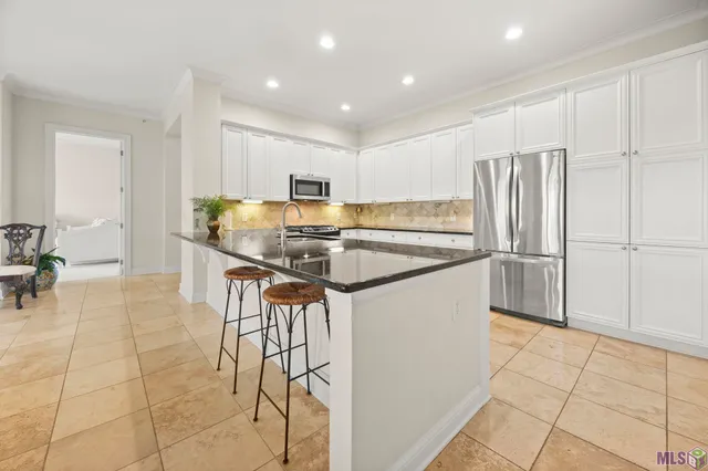 $455,000 | 998 Stanford Avenue, Unit 417, Baton Rouge, LA 70808