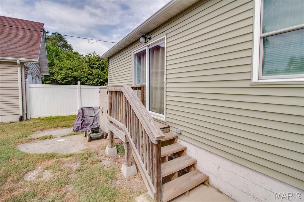 317 Rohm Place Roxana, IL 62084 - Photo 26 of 27 Gallery Image 26