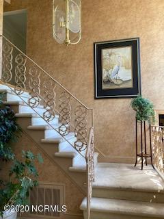 1501 Stockton Road Kinston, NC 28504 - Photo 4 of 9 paylor stairs