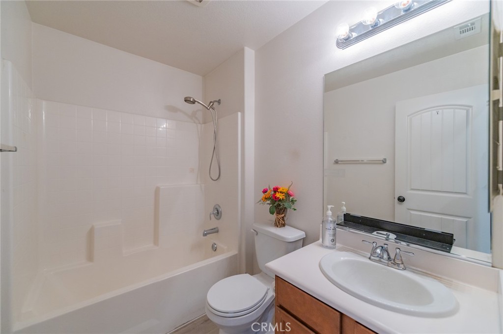 9361 Culinary Rancho Cucamonga, CA 91730 - Photo 15 of 45 a bathroom with a sink toilet tub and shower
