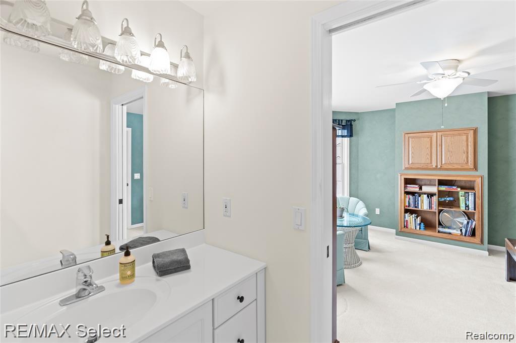 8211 Burleigh Road Grand Blanc, MI 48439 - Photo 49 of 72 GetMedia (30).jpg
