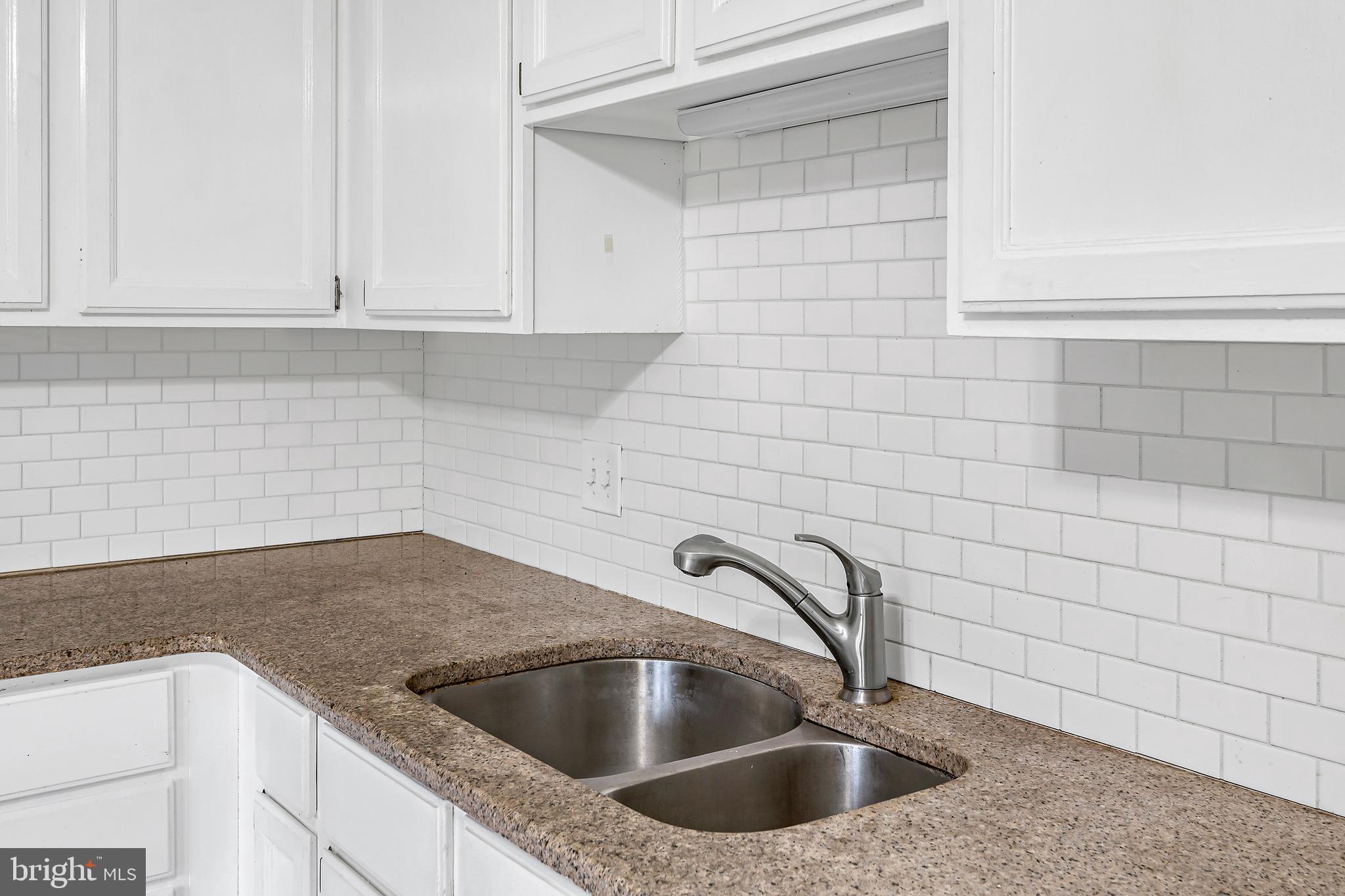 160 Boxwood Road Manchester, PA 17345 - Photo 7 of 19 Gallery Image 7