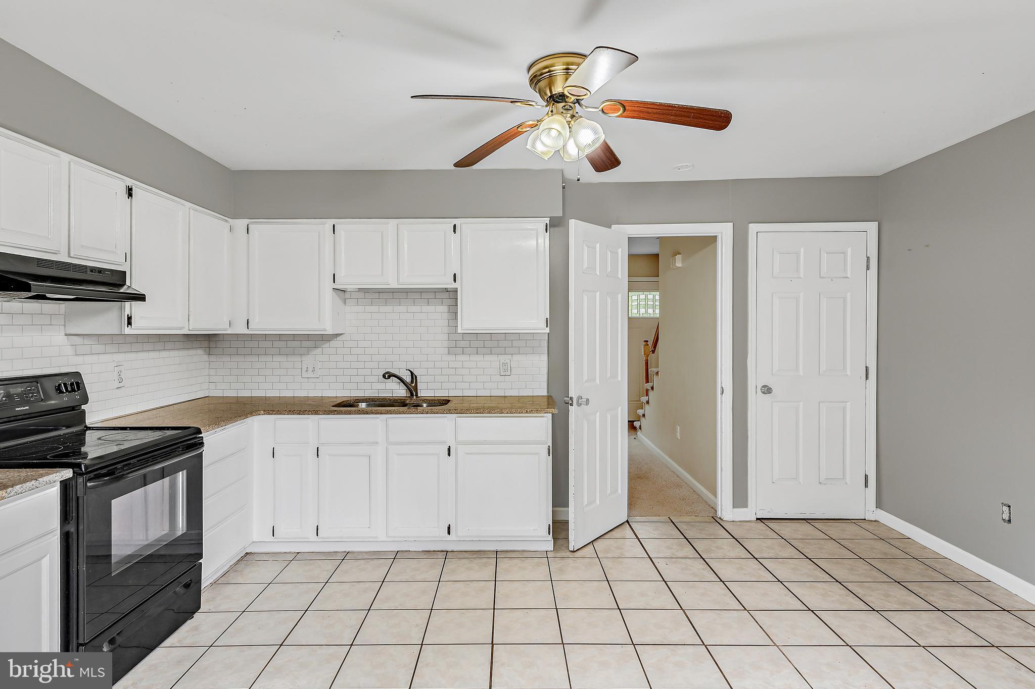160 Boxwood Road Manchester, PA 17345 - Photo 8 of 19 Gallery Image 8
