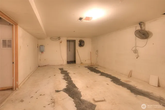 a view of deck with patio