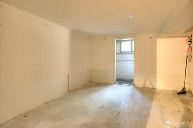 a view of backyard with green space