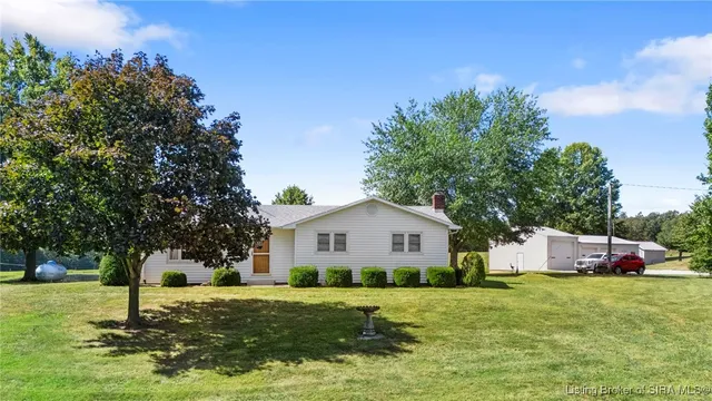 $775,000 | 6275 East Mt Eden Road, Scottsburg, IN 47170