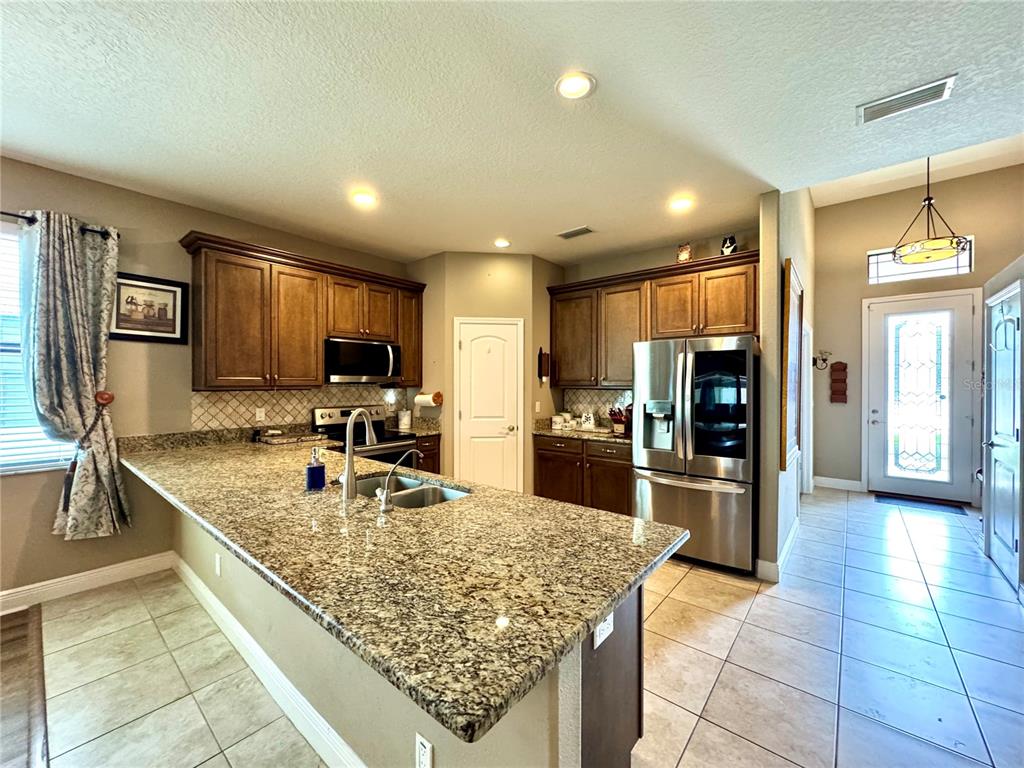 12419 Betony Court New Port Richey, FL 34654 - Photo 11 of 32