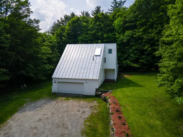 $500,000 | 789 Hammond Hill Road, West Windsor, VT 05089