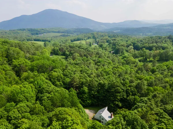 $500,000 | 789 Hammond Hill Road, West Windsor, VT 05089