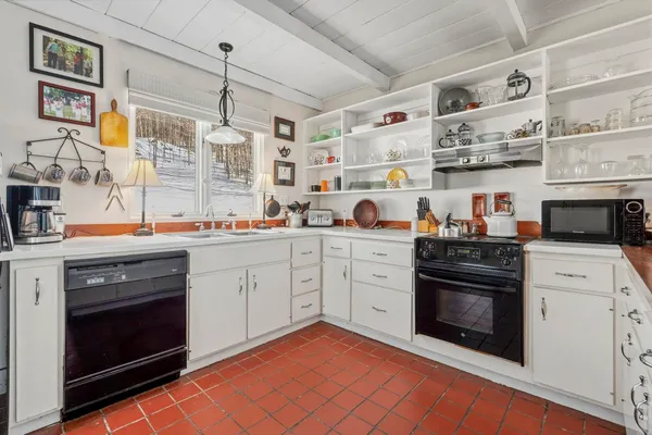 $500,000 | 789 Hammond Hill Road, West Windsor, VT 05089