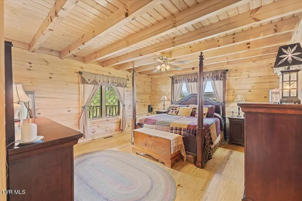 $1,690,500 | 460 Lowell Jones Road, Piney Flats, TN 37686