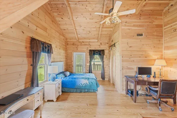 $1,690,500 | 460 Lowell Jones Road, Piney Flats, TN 37686